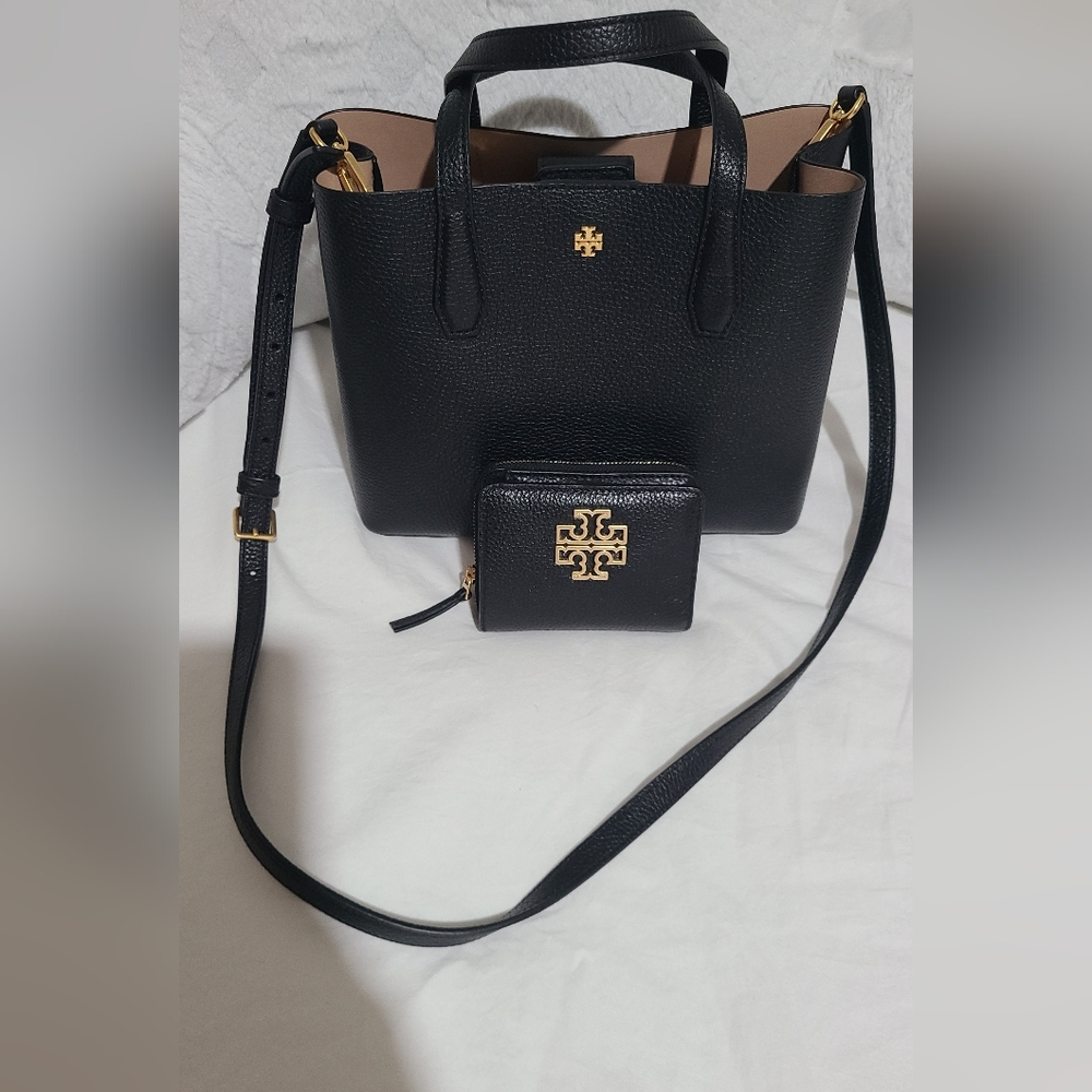 Tory Burch Bucket bag - Picture 2 of 5